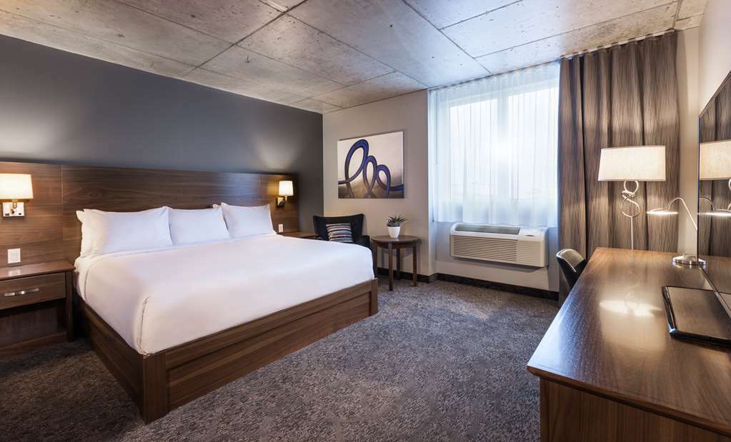 Imperia Hotel Et Suites Terrebonne Zimmer foto